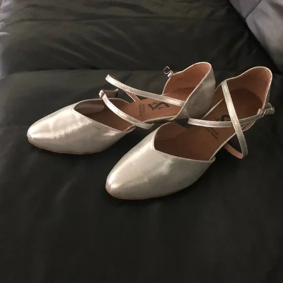 NEW  Ballroom Latin Dance Shoes in Silver - Picture 5 of 14